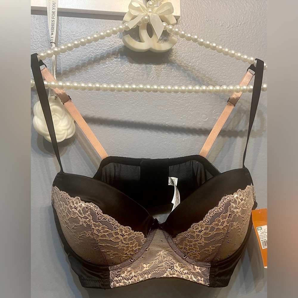 Gilligan & Omalley Bra 38B NWT Black&Lt Pink Molded Cups Wide band Fullcoverage - Picture 2 of 10